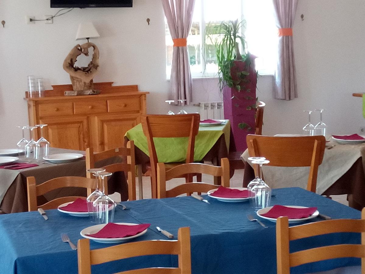 Hostal El Tropezon Matallana de Valmadrigal Ngoại thất bức ảnh