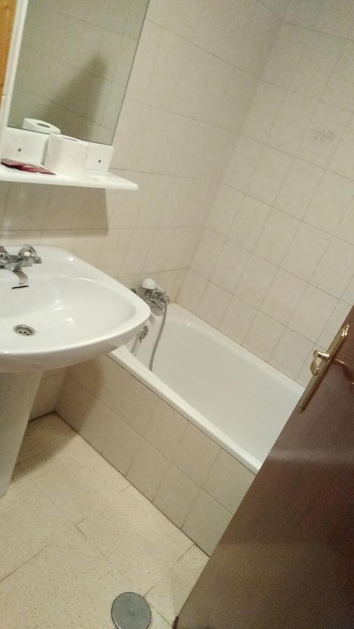 Hostal El Tropezon Matallana de Valmadrigal Ngoại thất bức ảnh