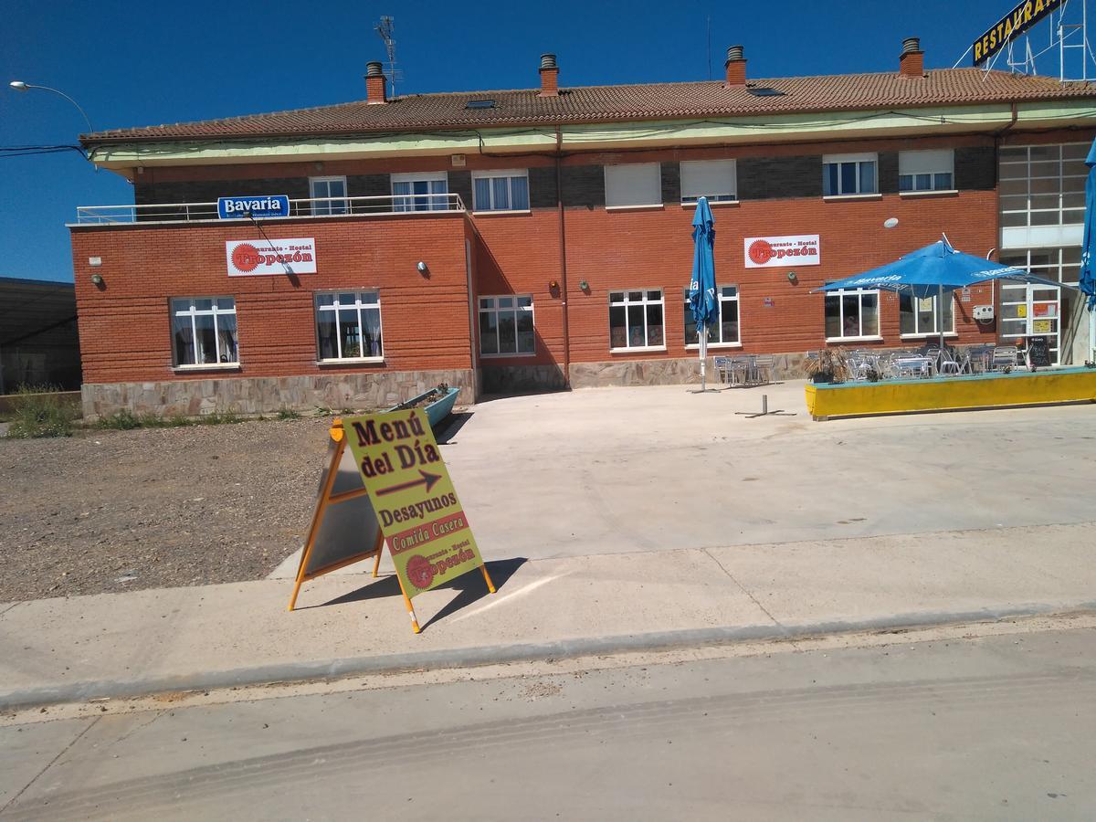 Hostal El Tropezon Matallana de Valmadrigal Ngoại thất bức ảnh