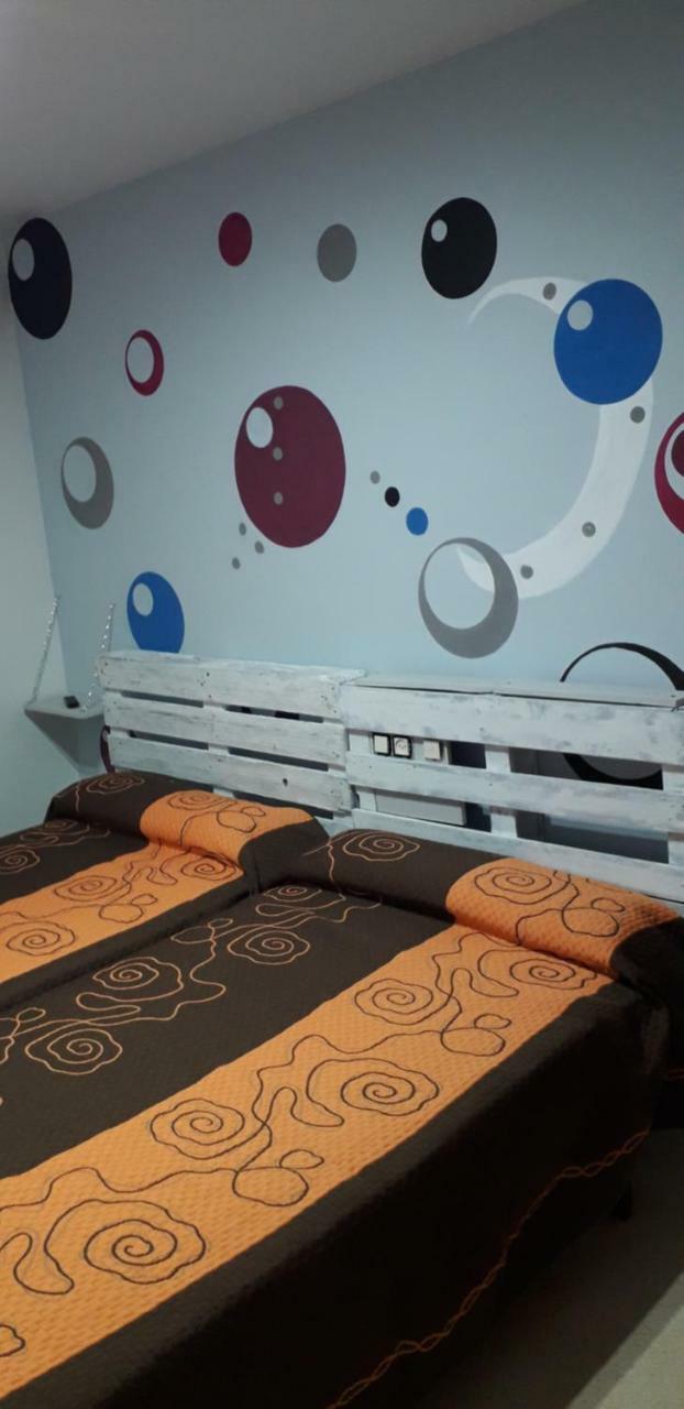 Hostal El Tropezon Matallana de Valmadrigal Ngoại thất bức ảnh