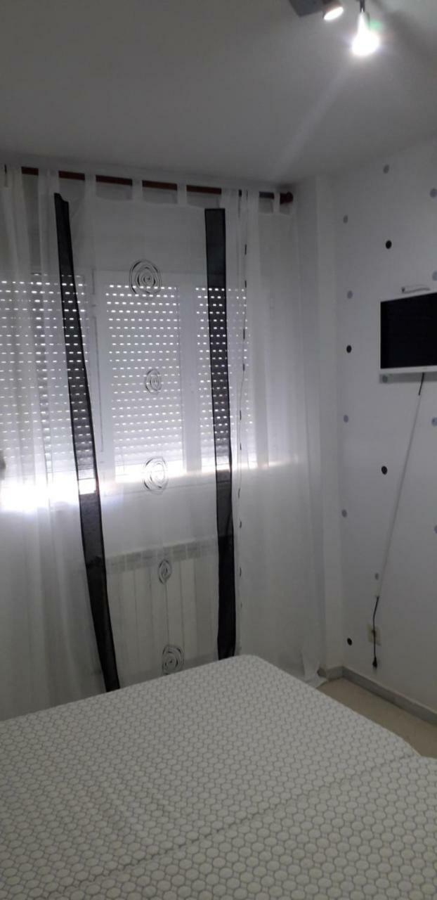 Hostal El Tropezon Matallana de Valmadrigal Ngoại thất bức ảnh